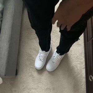 Meet your Posher, Rj